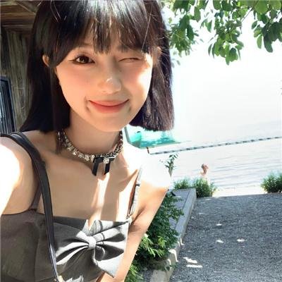 鸟姐妹的反差生活第一季